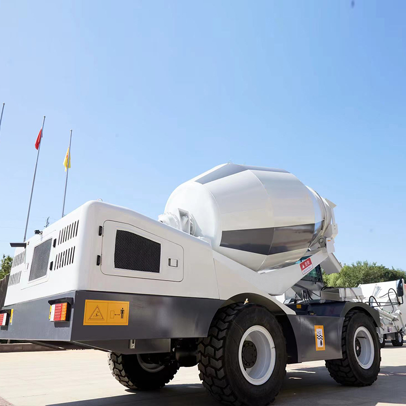 4-Wheel Drive Concrete Self-lo - Concrete Mixer Machine review and price